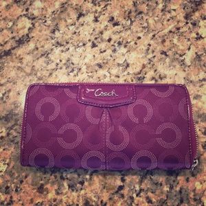 Brand New 100% Authentic Coach Wallet